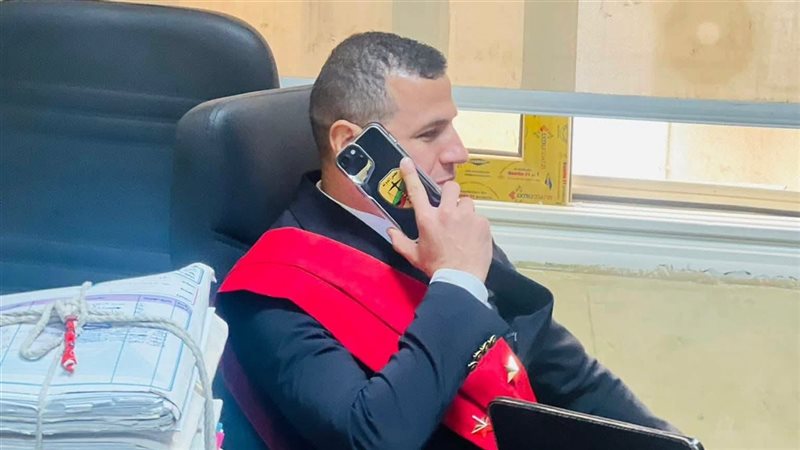 القاضي المزيف
