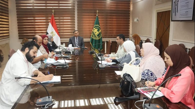 محافظ القليوبية خلال