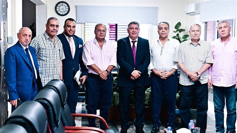 الزمالك يتسلم أرض