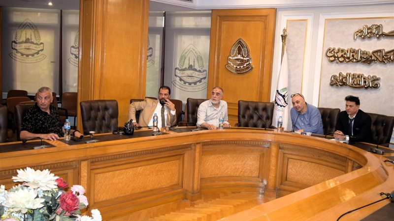 اجتماع شعبة الملابس،