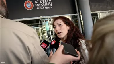 دفع بها بلاتر، من هي ليز كلافينيس التي تهدد عرش إنفانتينو في الفيفا؟