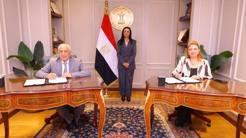 وزيرة التضامن تشهد
