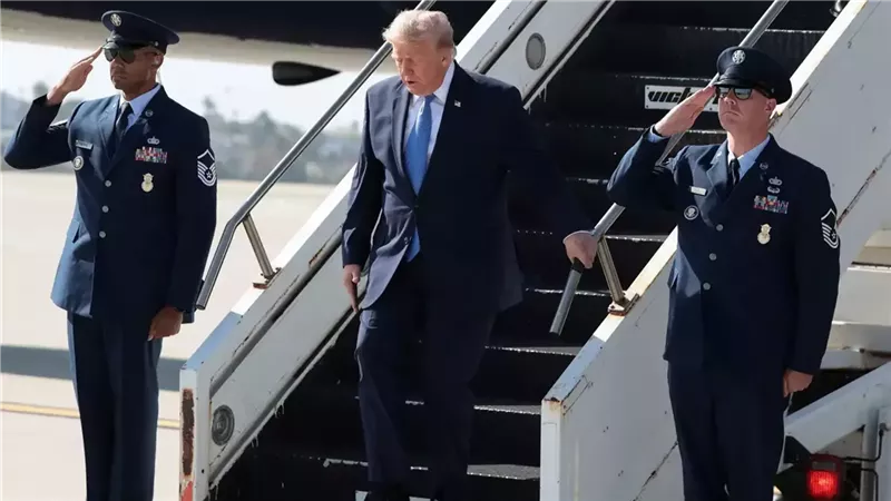  الرئيس الأمريكي