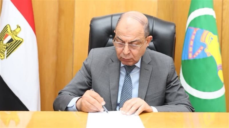 محافظ المنيا يعتمد