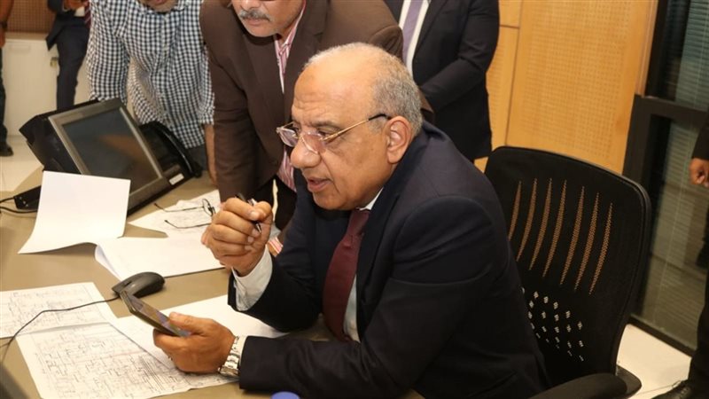 الدكتور محمود عصمت