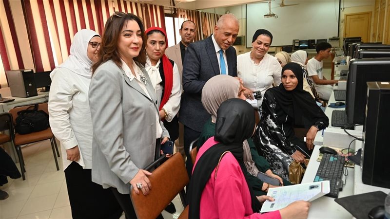 إقبال كثيف من طلاب