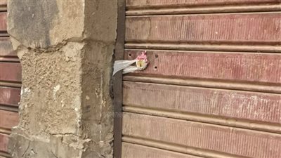 تشميع مطاعم ومخابز شهيرة في أسوان بعد ضبط أغذية فاسدة ومخالفات صحية (صور) 