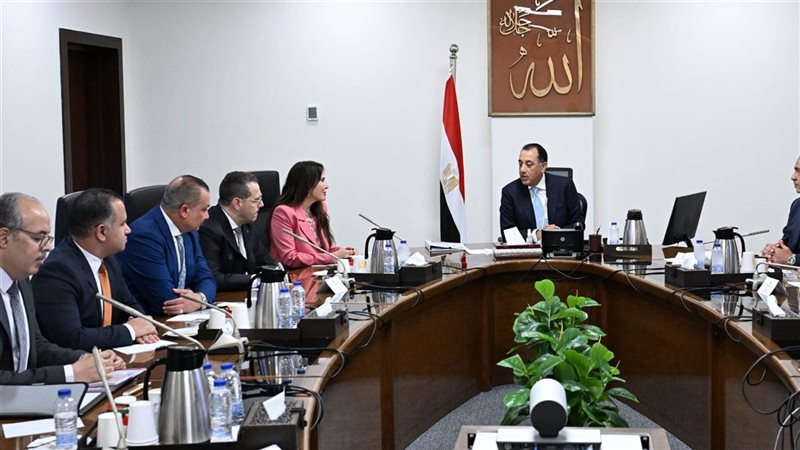 اجتماع برئاسة الدكتور