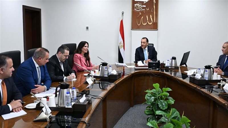 اجتماع برئاسة الدكتور