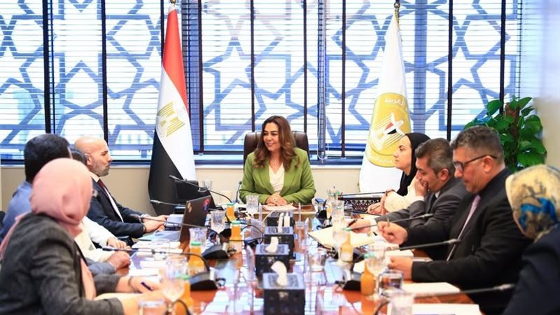 وزيرة التنمية والبيئة