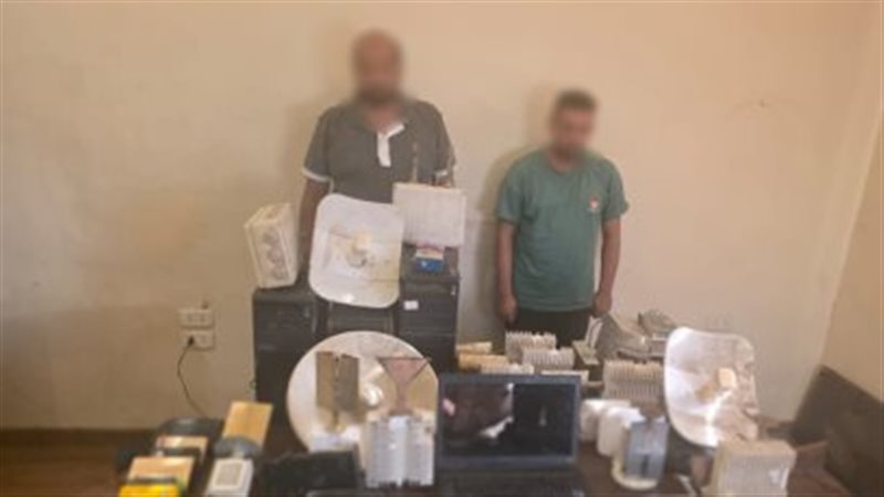 شبكة سرية لبث القنوات