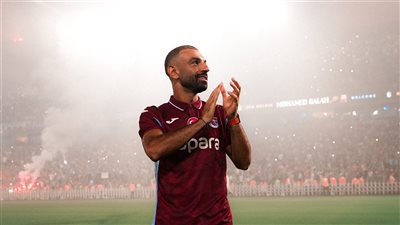 مشاهد جديدة من حفل تقديم محمد صلاح لاعبًا في طرابزون سبور التركي  