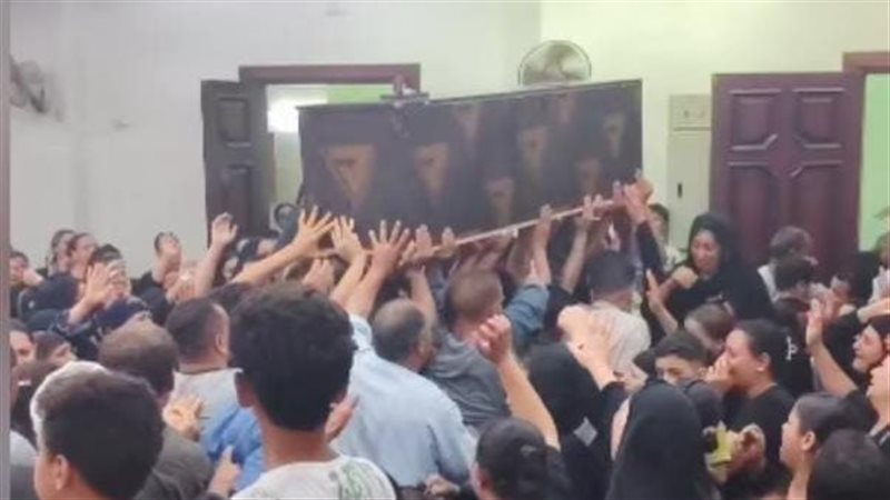 تشييع جثمان طفل من