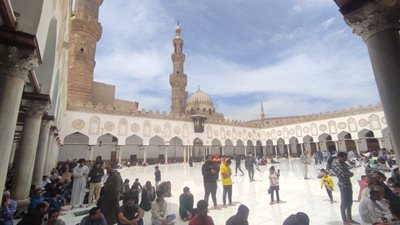 التليفزيون المصري ينقل شعائر صلاة الجمعة من مسجد ناصر في بنها (بث مباشر)  