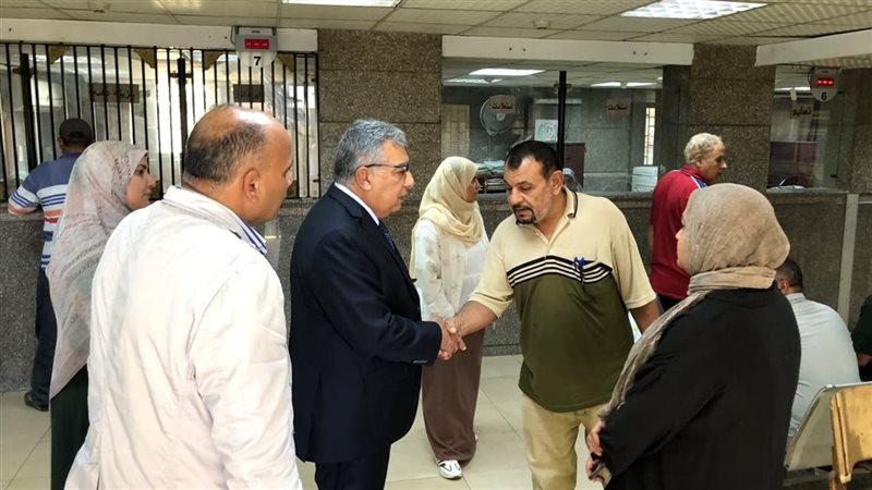 محافظ ال.قهلية بالمركز