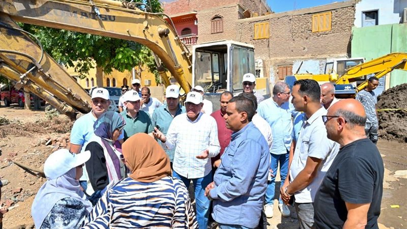 جانب من تفقد المشروعات