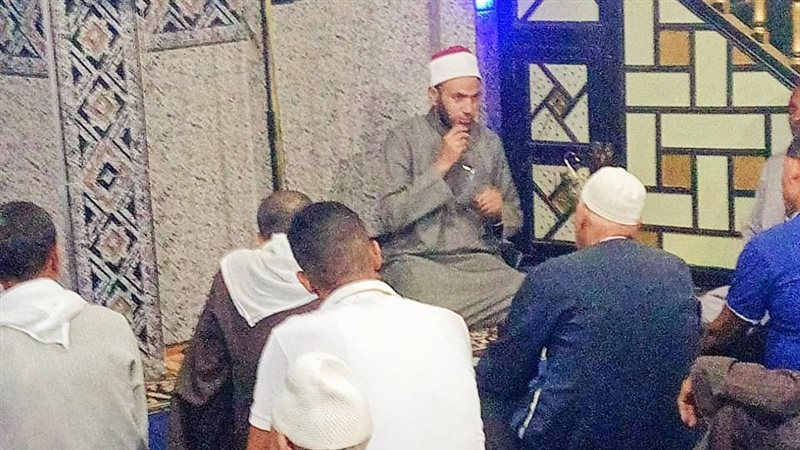 المساجد المحورية،