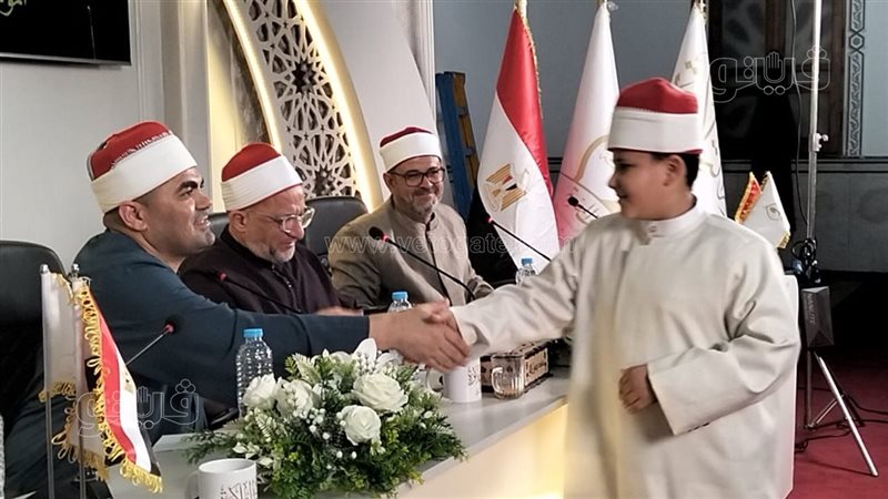 جانب من السابقة،