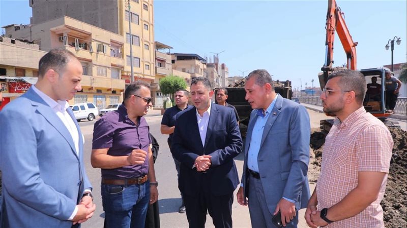 محافظ دمياط يتفقد