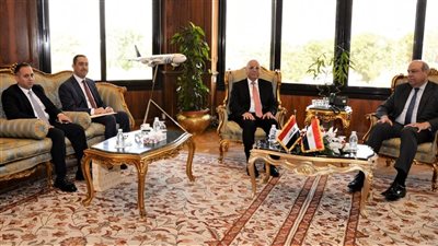 وزير الطيران يلتقي سفير العراق بالقاهرة لبحث آفاق التعاون وتبادل الخبرات 