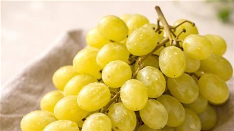 تفسير رؤية العنب
