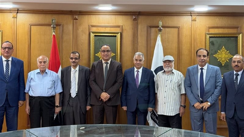 جامعة العريش 