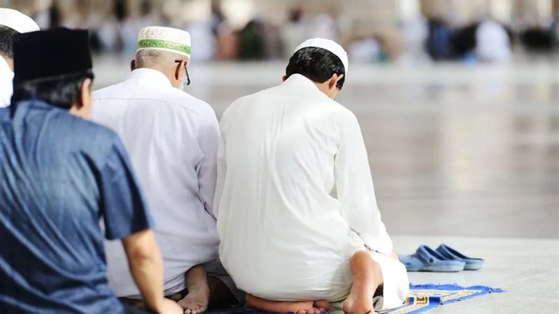 مواقيت الصلاة بتوقيت