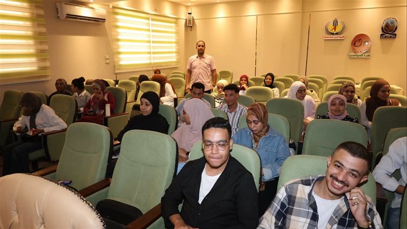  جامعة قنا تواصل