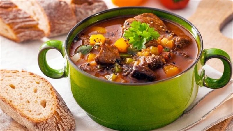 طاجن لحمة الرأس بالخضار