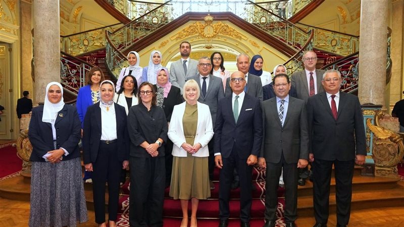 جامعة عين شمس 