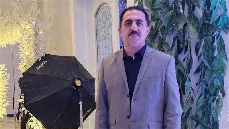 منسق السفارة 