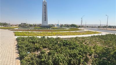 وزيرة الإسكان تتابع الموقف التنفيذي لمشروعات الطرق والمرافق بعدد من المدن الجديدة