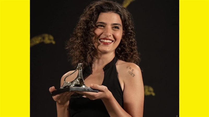 منال عيسي.فيت 