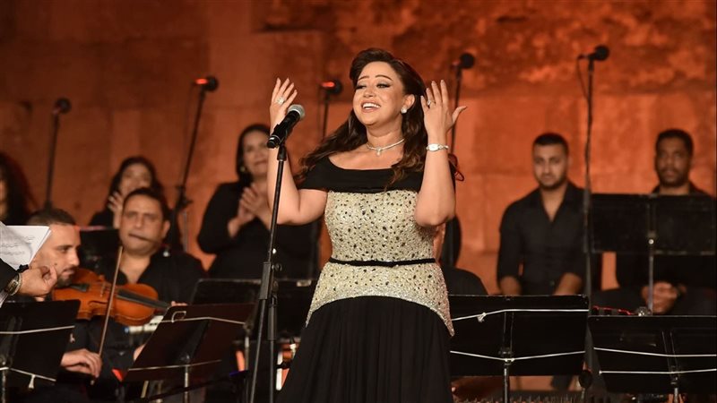 ريهام عبد الحكيم،