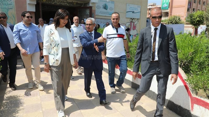 محافظ بني سويف والسفيرة