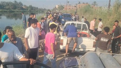 مصرع زوجين غرقًا في رشاح ببلبيس، الأهالي ينتشلون جثة الزوجة والإنقاذ يبحث عن الزوج