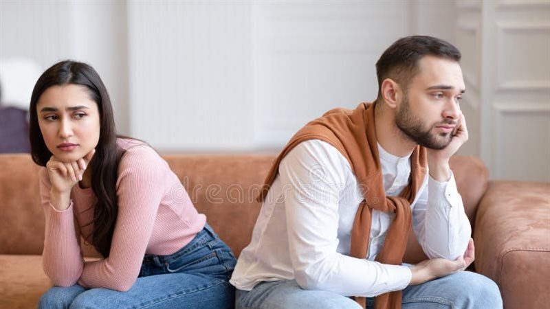 صمت الزوجين وعلامات
