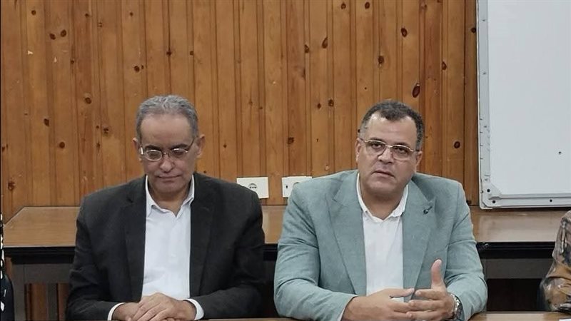 وكيل الوزارة يحدد