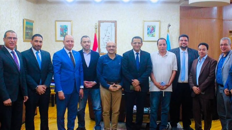 وفد العدل في زيارة