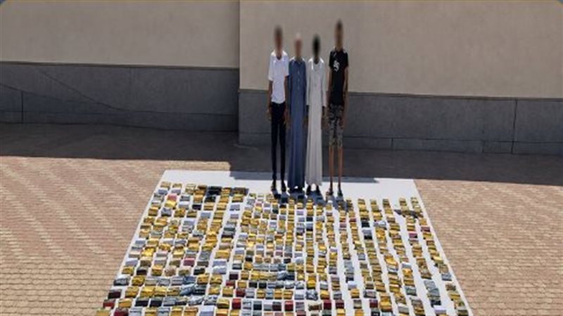 مخدرات بحوزة المتهمين