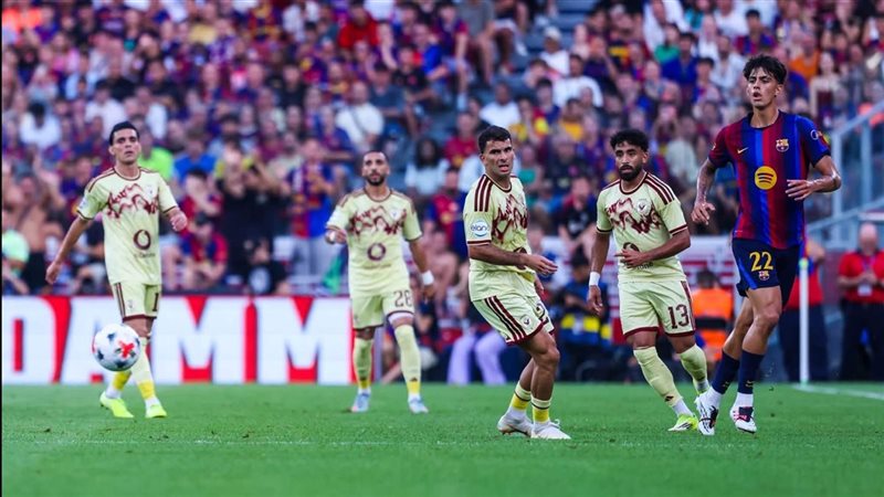الأهلي وبرشلونة