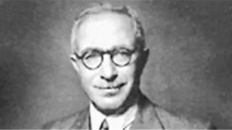 الدكتور محمد حسين