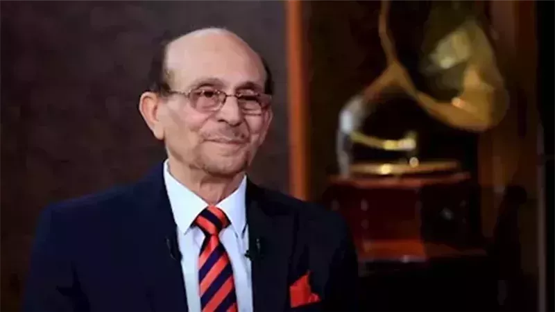 الفنان محمد صبحي،