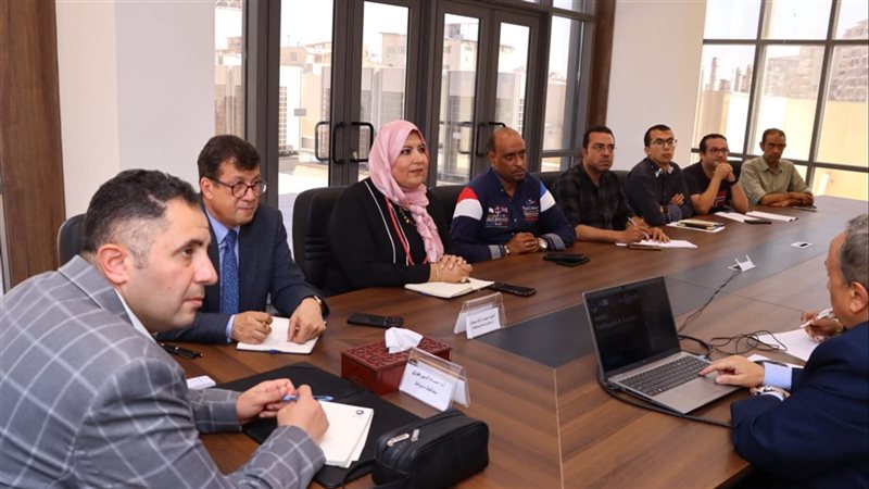 محافظ دمياط يتابع