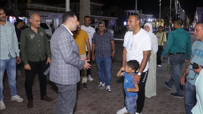 جولة ميدانية لمحافظ