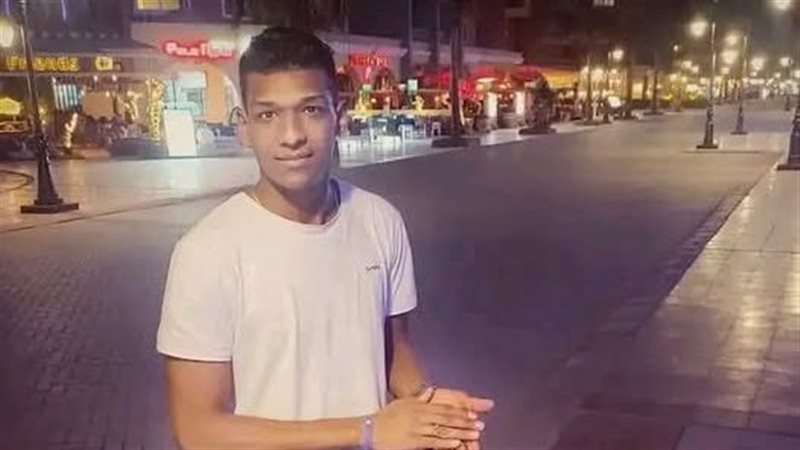 الشاب على كريم، فيتو