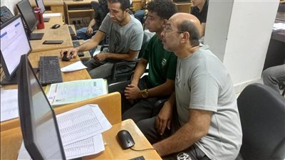 91 طالبا وطالبة يسجلون طلبات تقليل الاغتراب بمكتب التنسيق الفرعي بجامعة القناة