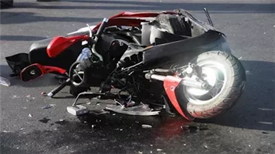 إصابة شاب في حادث سير بنجع حمادي