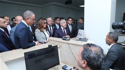 العدل والتنمية المحلية والبيئة يشهدان تشغيل فرع توثيق «الودي» بالصف 