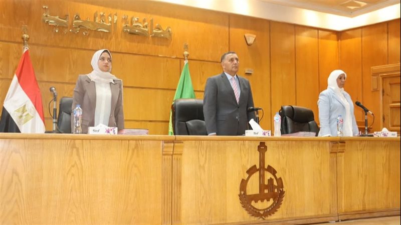 محافظ القليوبية خلال